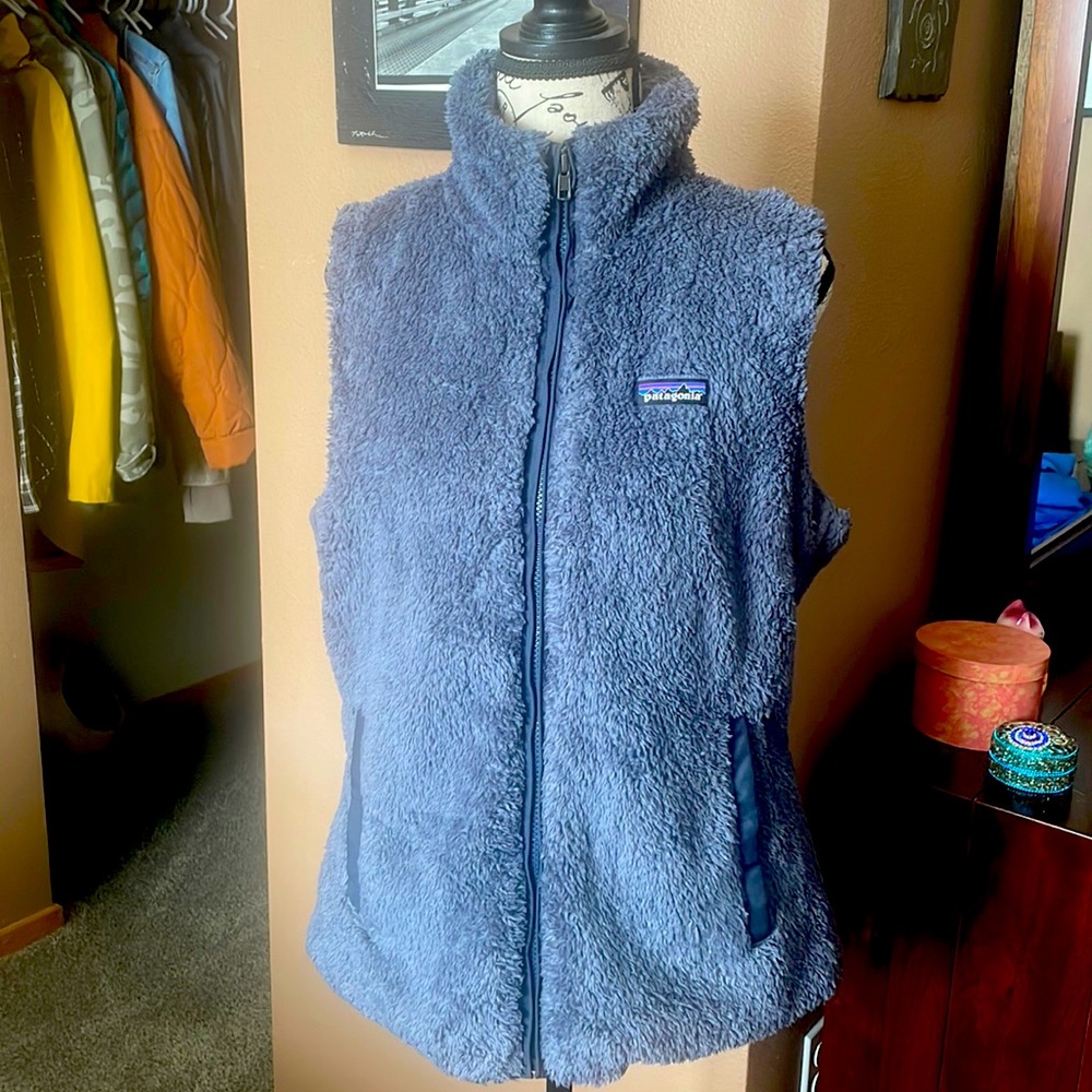 Blue Patagonia Vest zip up with pockets